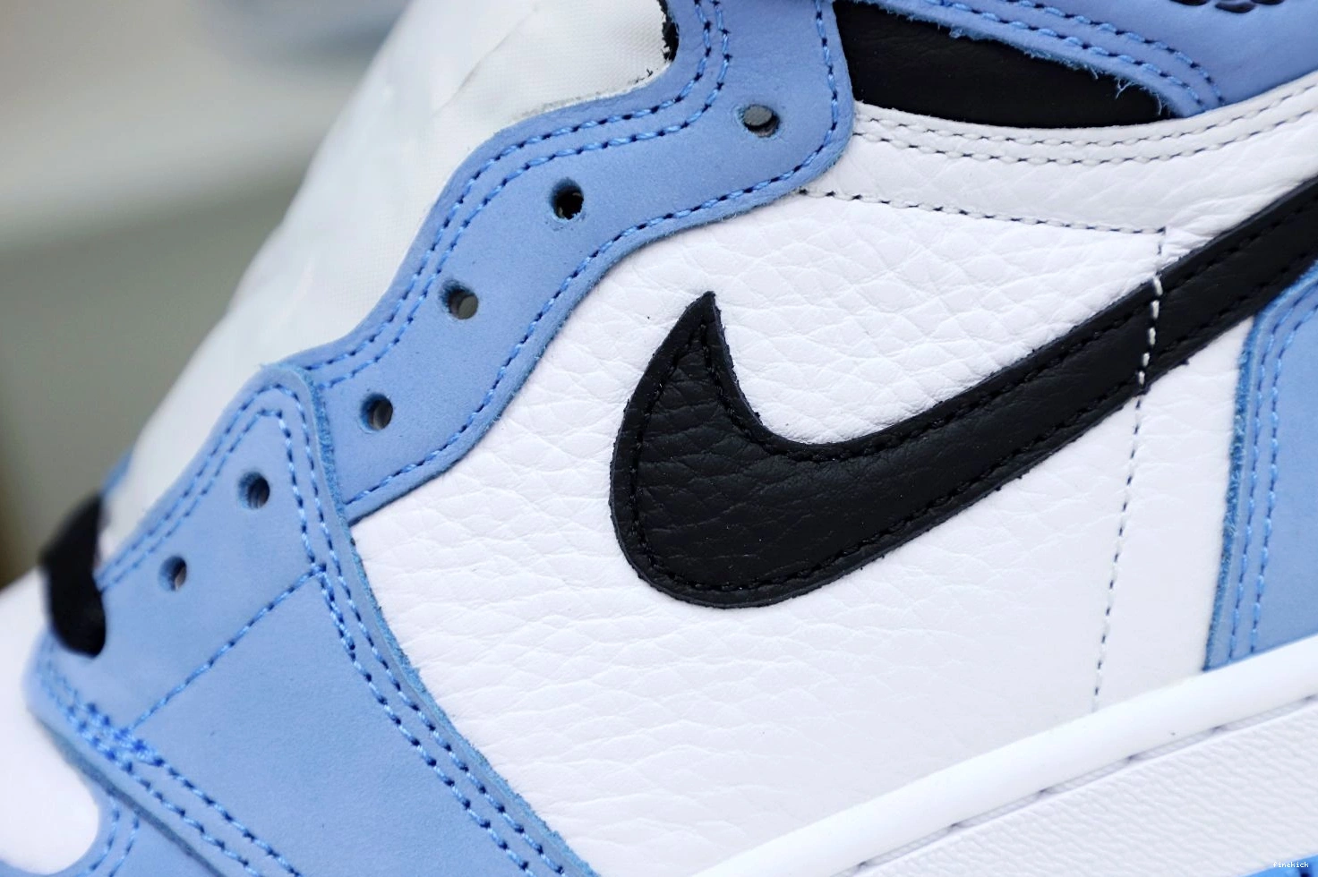 1 AIR JORDAN OG HIGH 'UNIVERSITY RETRO 0720